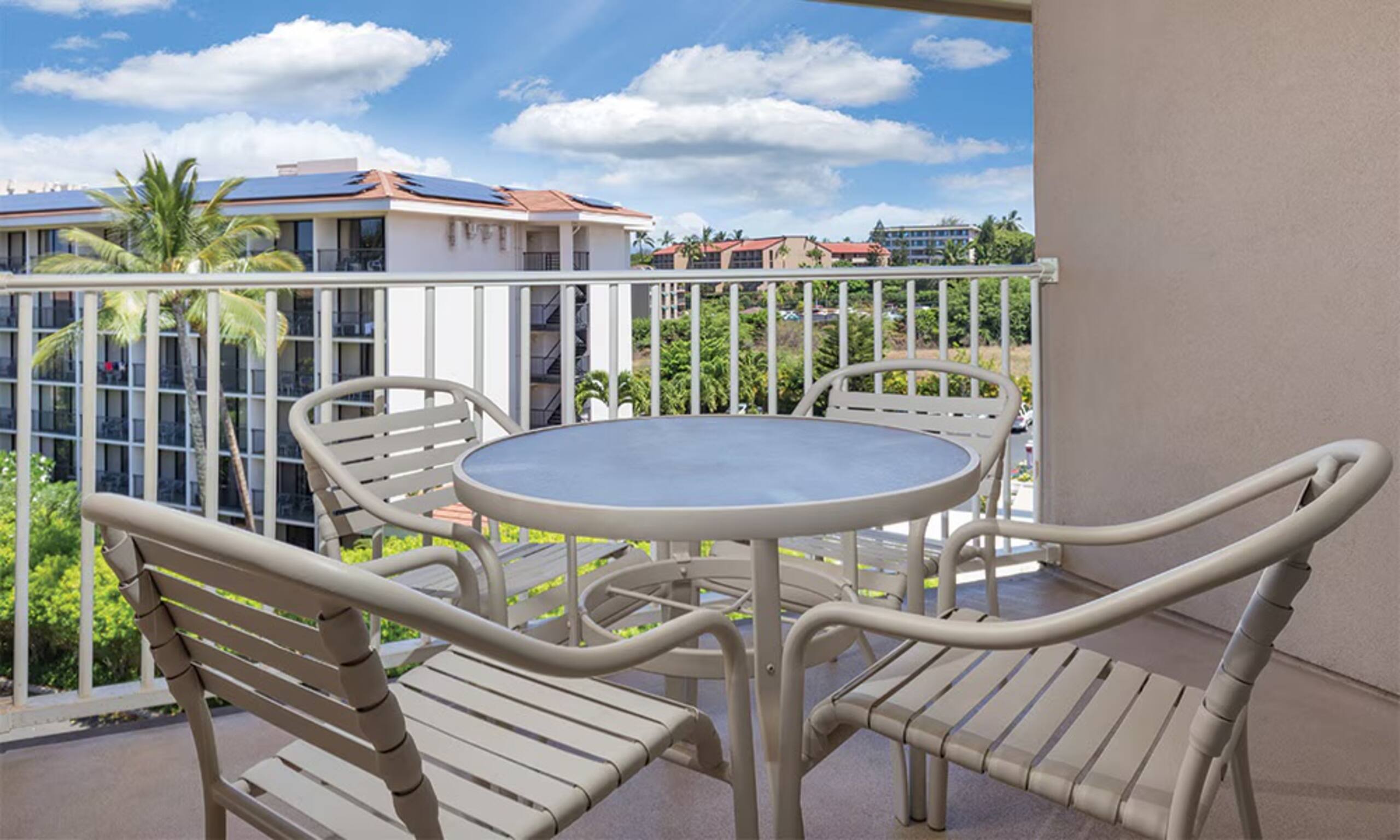 2 bed/2 Bath with Pool + Hot Tub - Photo 9