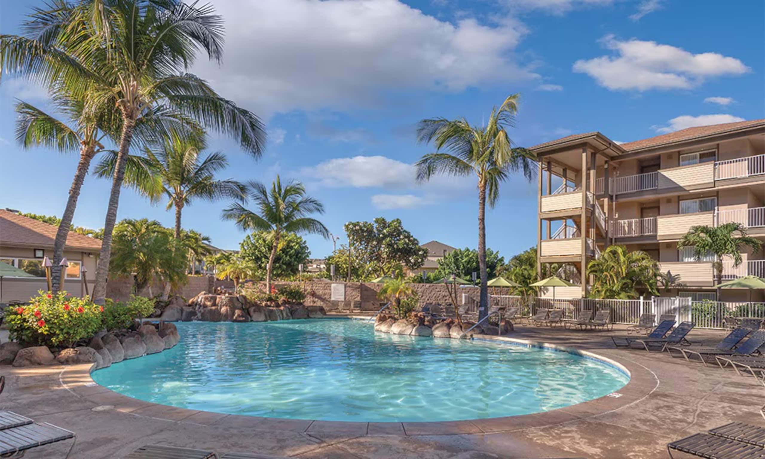 2 bed/2 Bath with Pool + Hot Tub - Photo 15