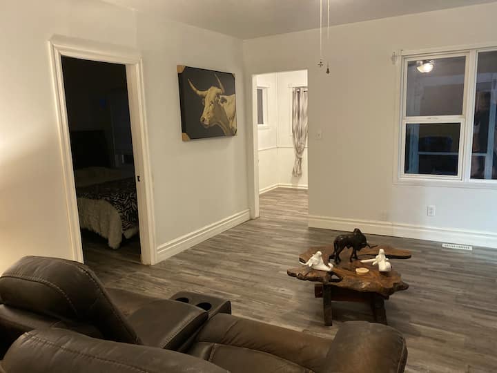 Cozy Home 2 With Charlie Lake View - Fort St. John
