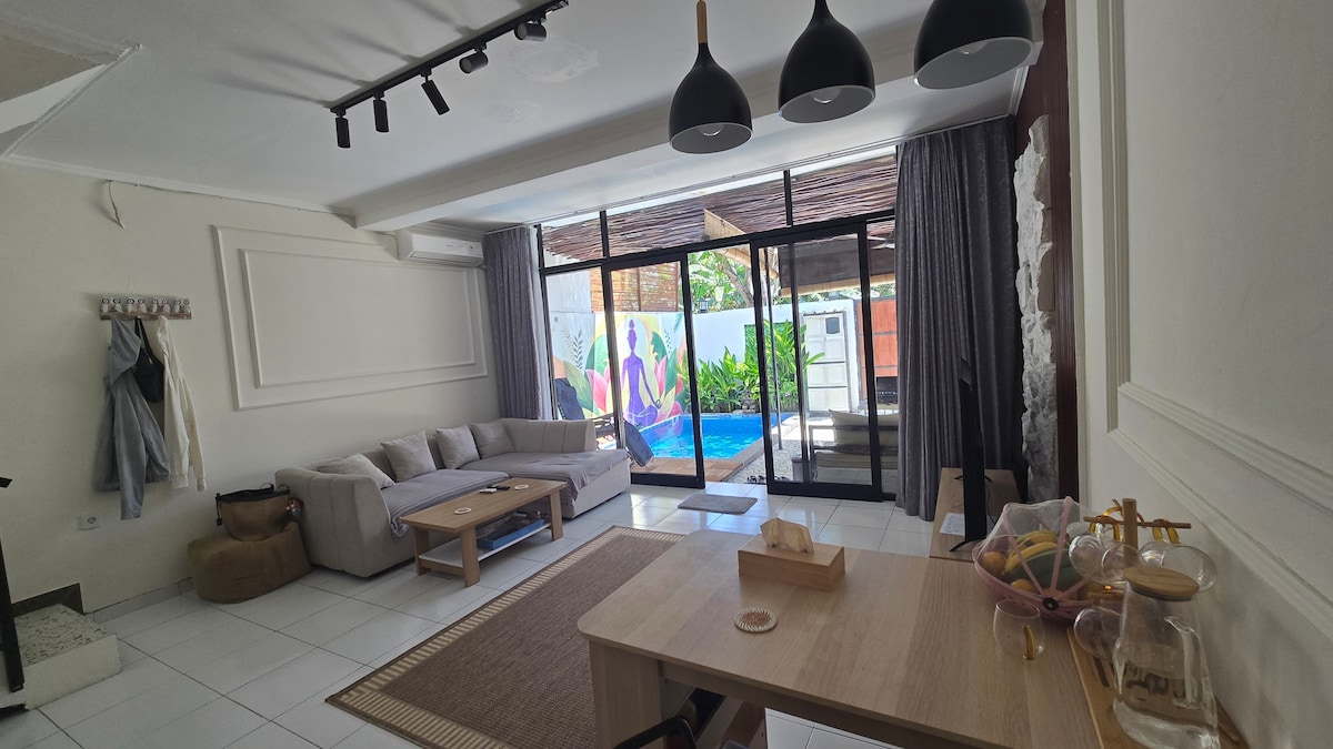 Villa in Denpasar Selatan · ★4.9 · 1 bedroom · 1 bed · 1 private bath, συγκρίσιμο Airbnb