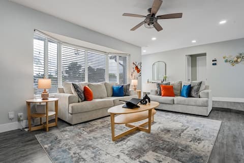 • Luxe by Jenn• 3BR Retreat w/ Heated Pool