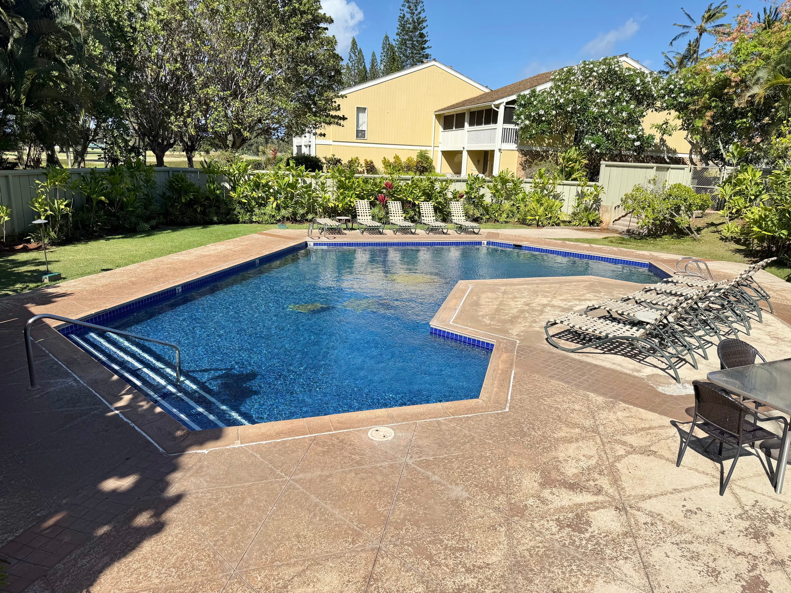 Home in Kahuku · ★5.0 · 3 bedrooms · 3 beds · 2.5 private baths - Image 98