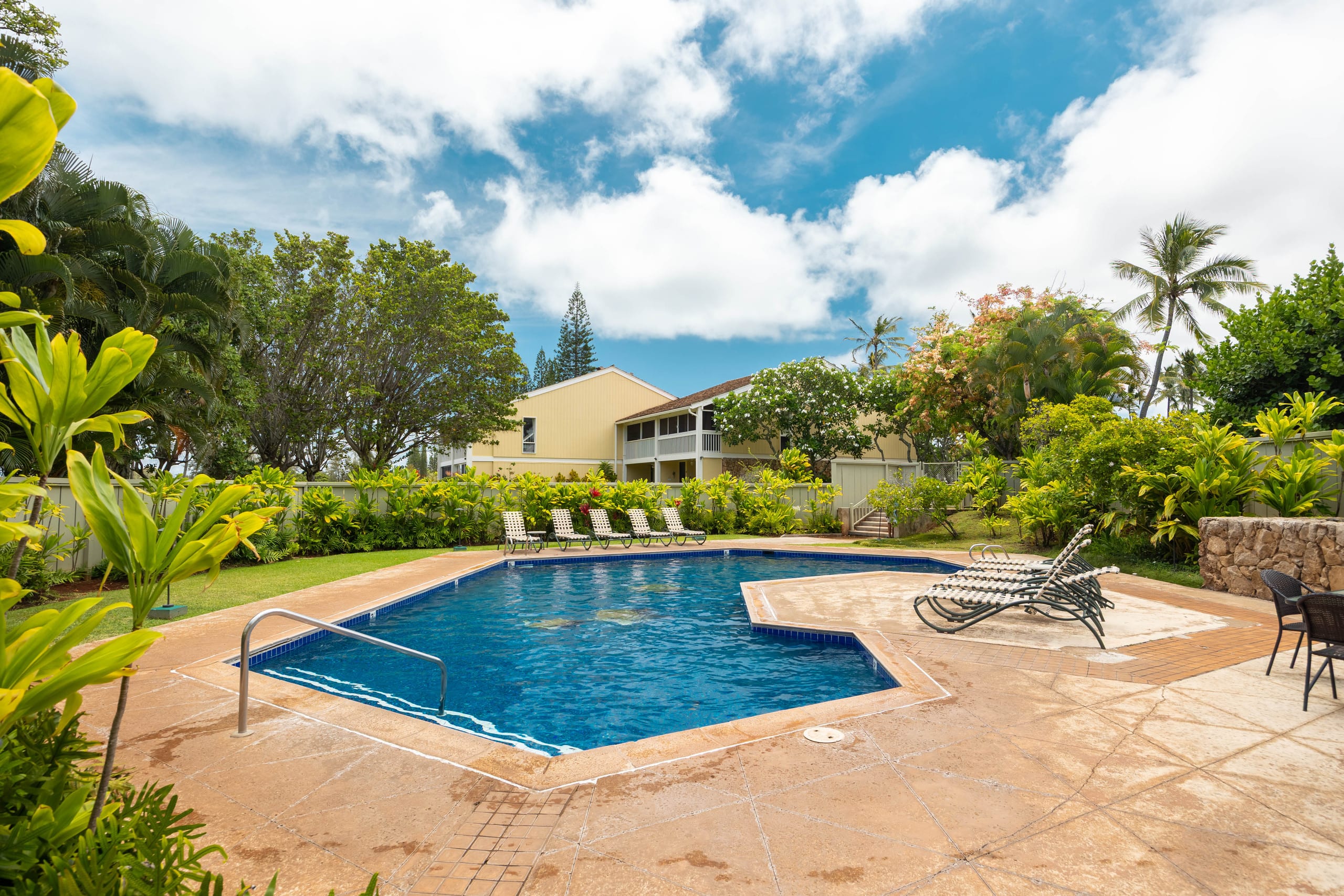 Home in Kahuku · ★5.0 · 3 bedrooms · 3 beds · 2.5 private baths - Image 97