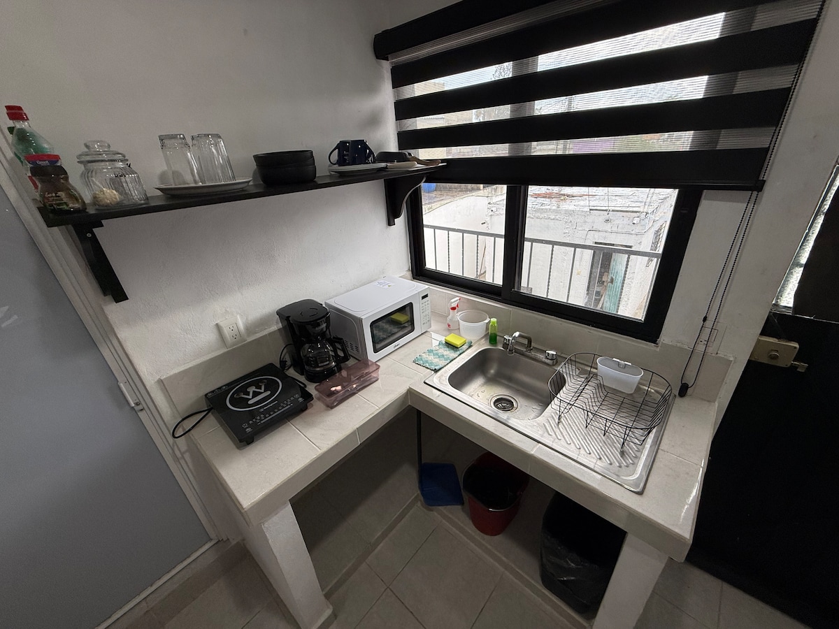 Anuncio de Airbnb popular: Studio 1 | SM 510 | IMSS HGR 17 | Gran Plaza en Supermanzana 325