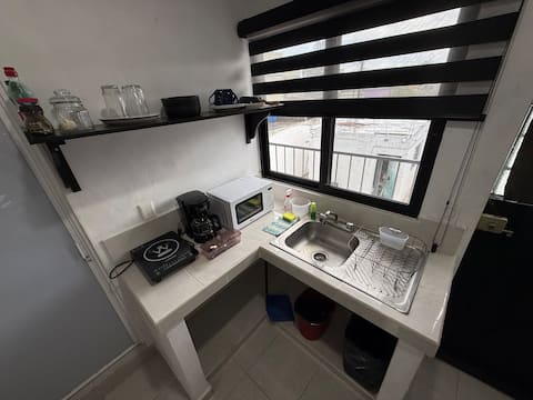 Popular Airbnb listing: Studio 1 | SM 510 | IMSS HGR 17 | Gran Plaza in Supermanzana 325