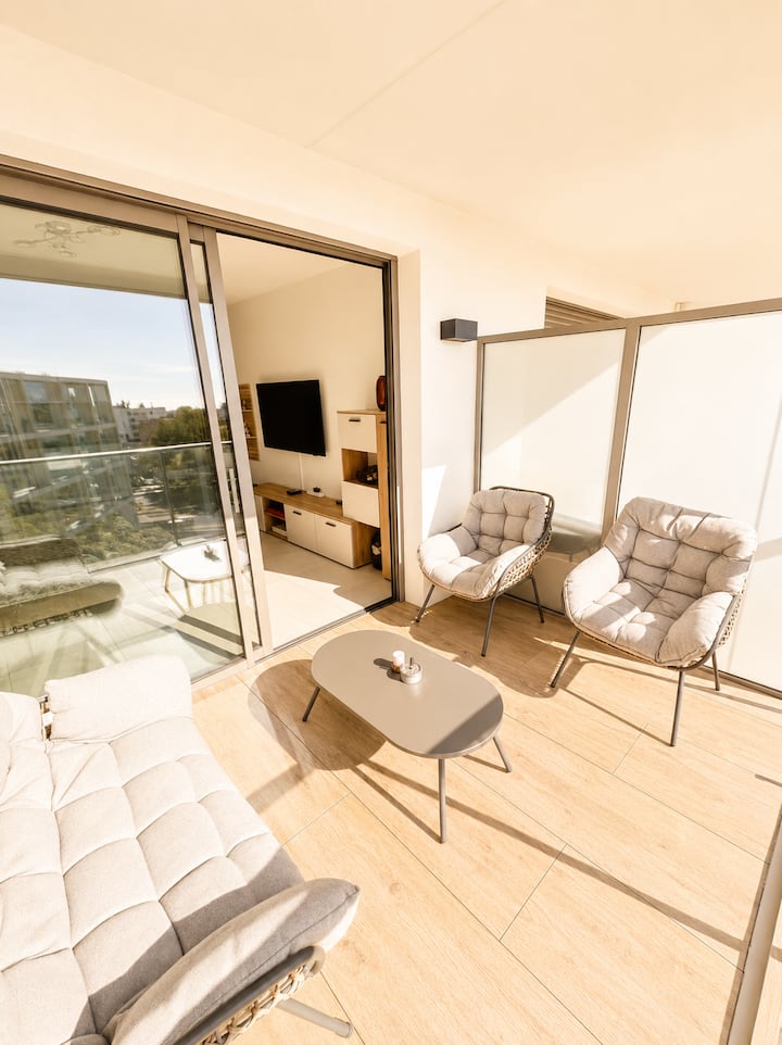 Studio Bord De Mer • Piscine Rooftop • Parking - Saint-Laurent-du-Var