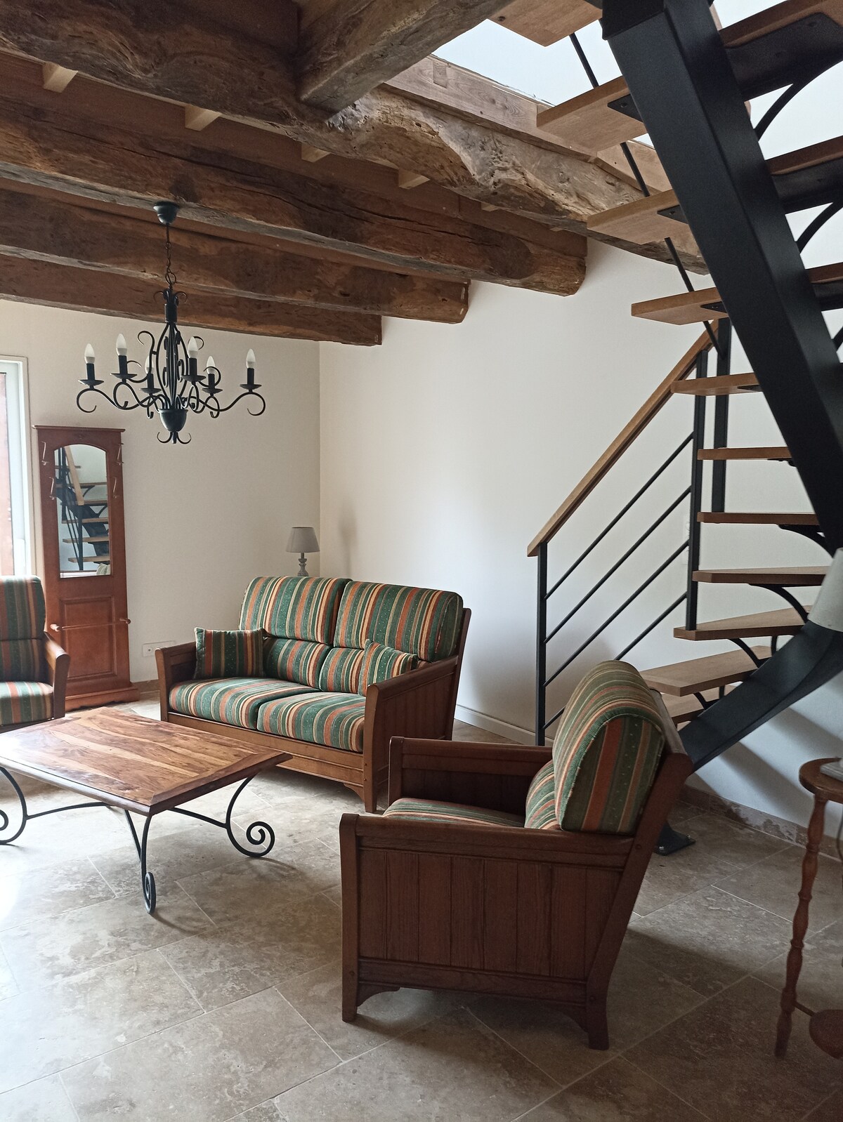 غرفة المعيشة