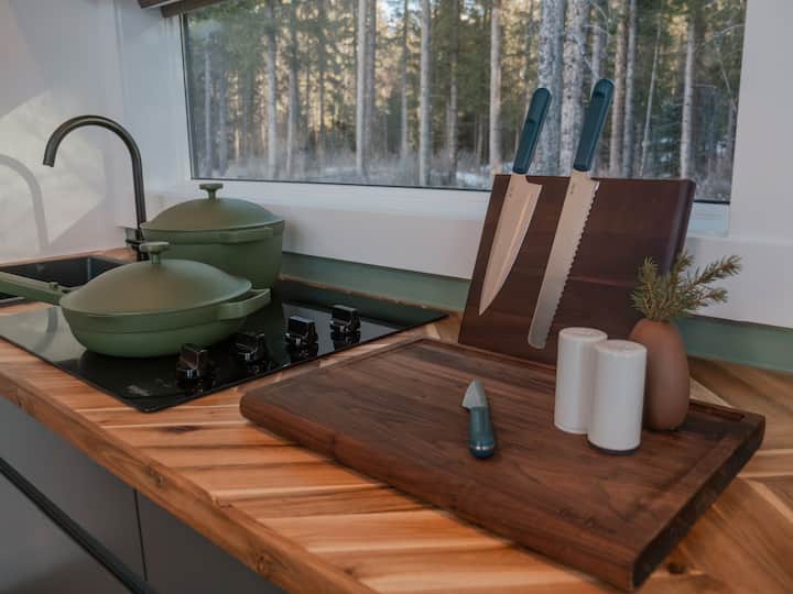 Skybox At Skyridge Glamping - Alberta