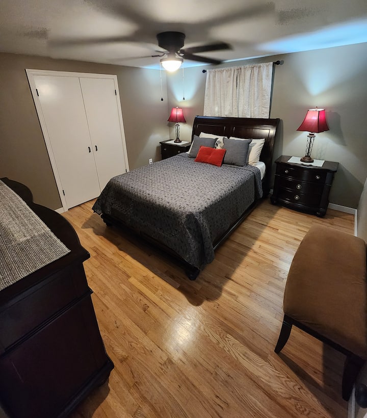 Bračni krevet (širine 150 – 179 cm)