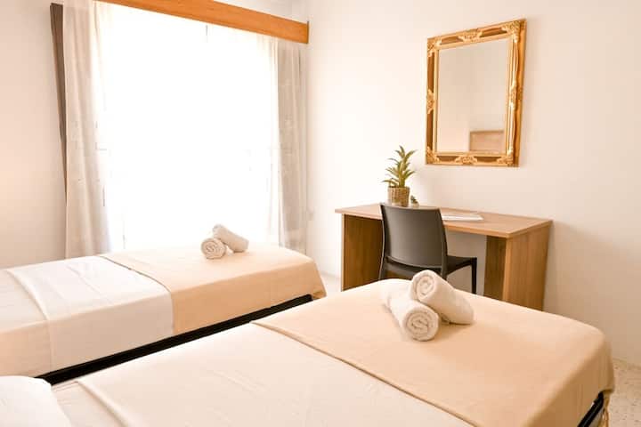 غرفة النوم 1