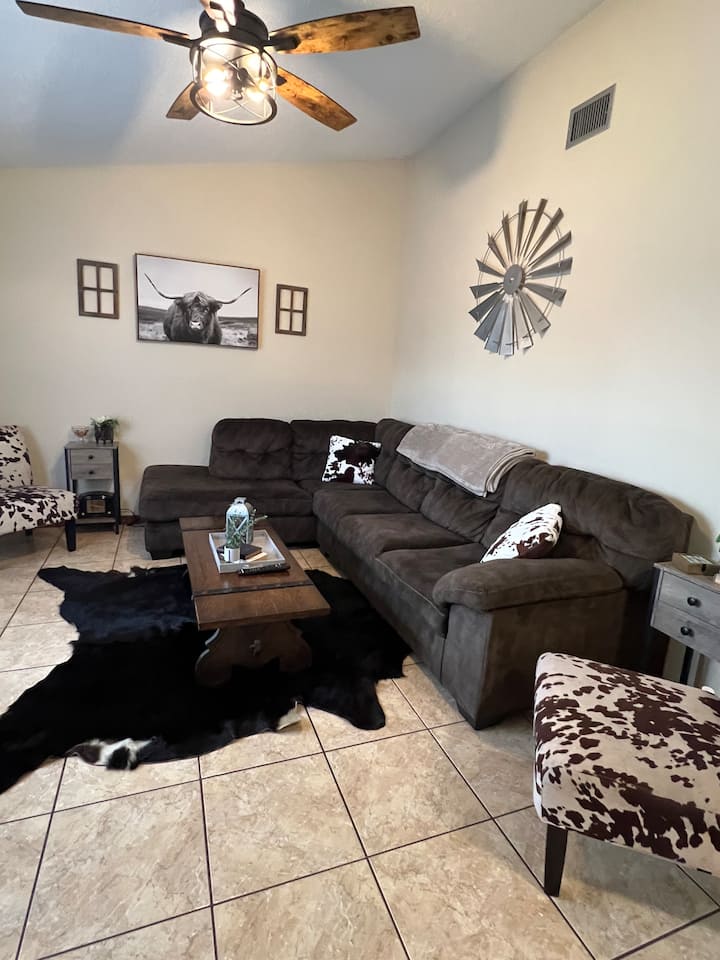 Tradewinds Resthouse - Deltona, FL