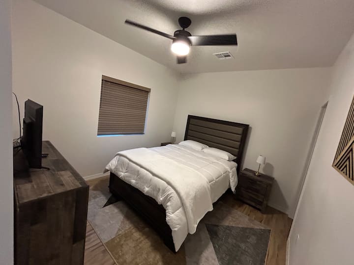 غرفة النوم 2