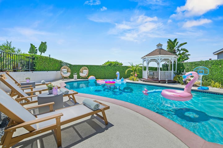 Ultimate Group Getaway | Pool, Spa, Views, Games! - San Diego, CA