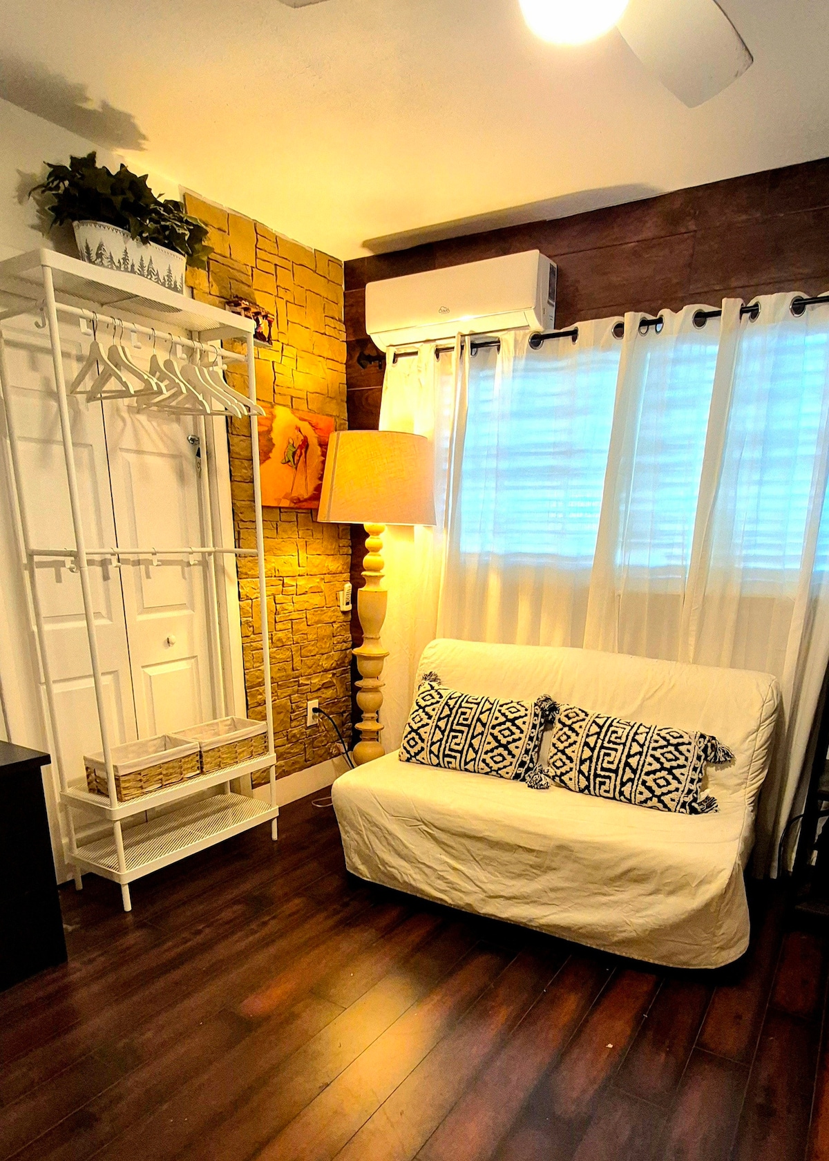 Top Airbnb: Cozy&Safe My Best-Place in North Miami