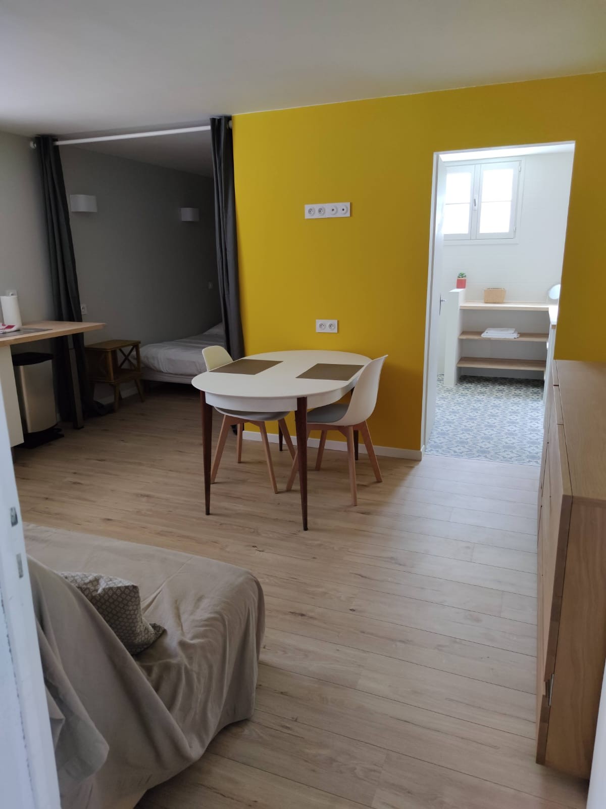 Annonce Airbnb populaire: Spacious studio à Le Pouliguen