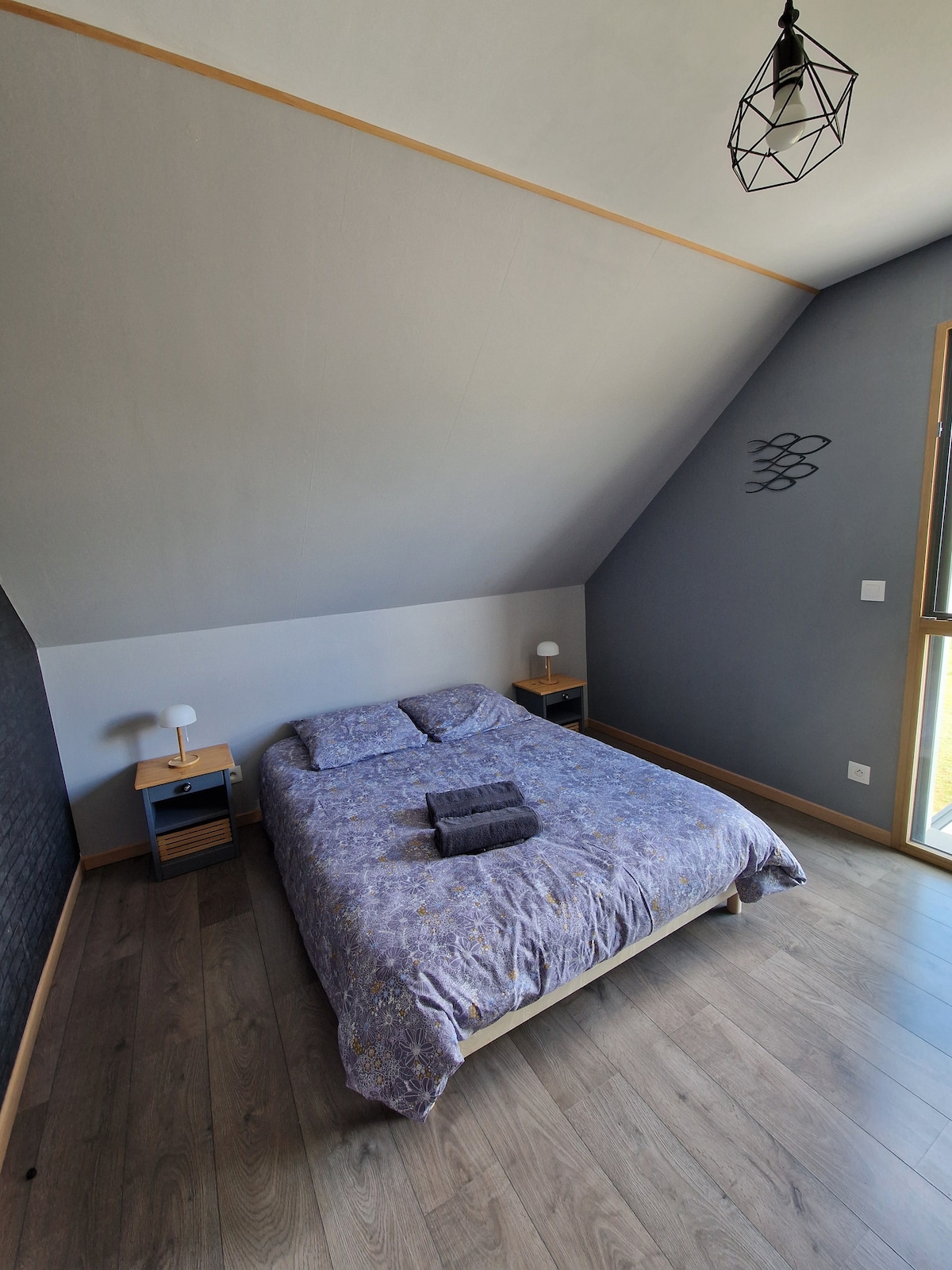 საძინებელი 4