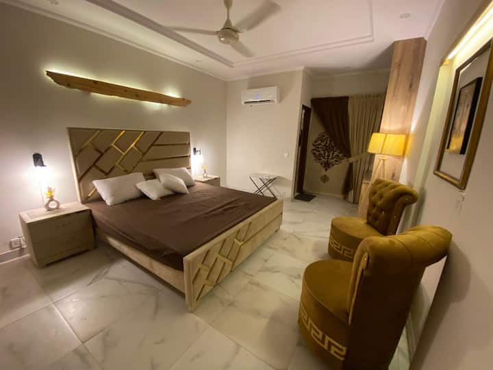 غرفة النوم 1