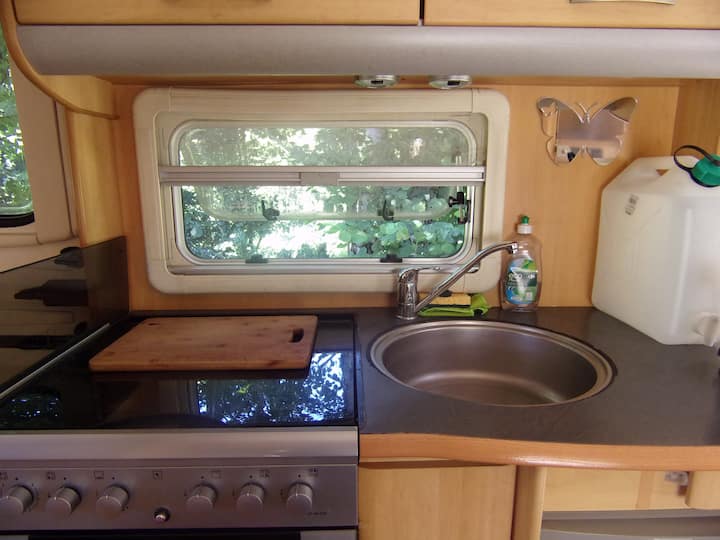 Cosy Caravan In The Mountains - Salers
