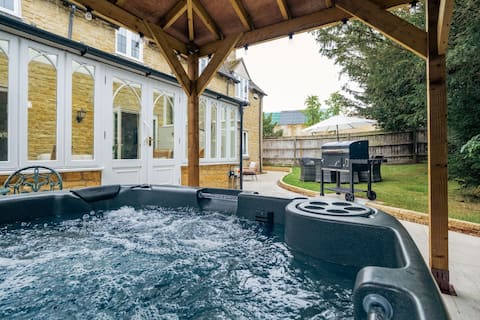 Cottage with hot tub - 3 & 4 Hawthorn Cottages