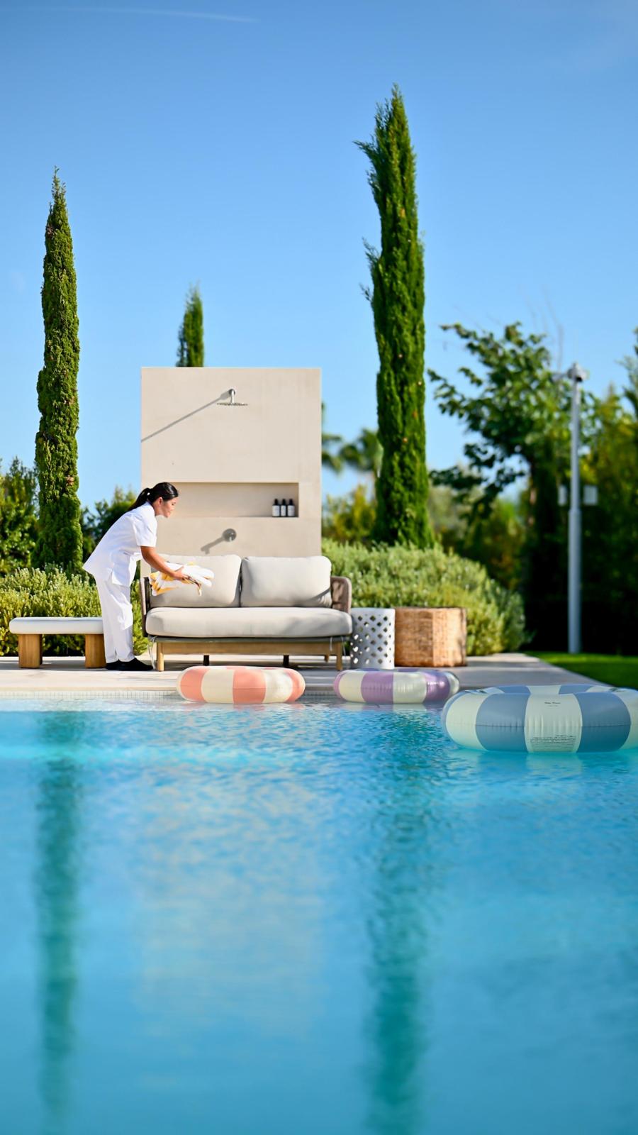 6BR Luxury Villa | Sea Views, Gym, 2 Heated Pools 5