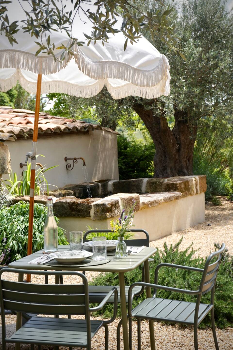 Mas du Marronnier, among olive trees near Uzès, La Capelle-et-Masmolène, Gard, France, photo 5 of 10