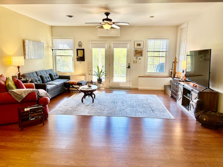 Charming Homestead - 1.2 Miles From Town Of Floyd - Floyd, VA
