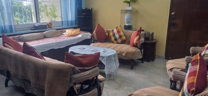 Apartment For Rent In Heart Of Gariahat - Sealdah Railway Station