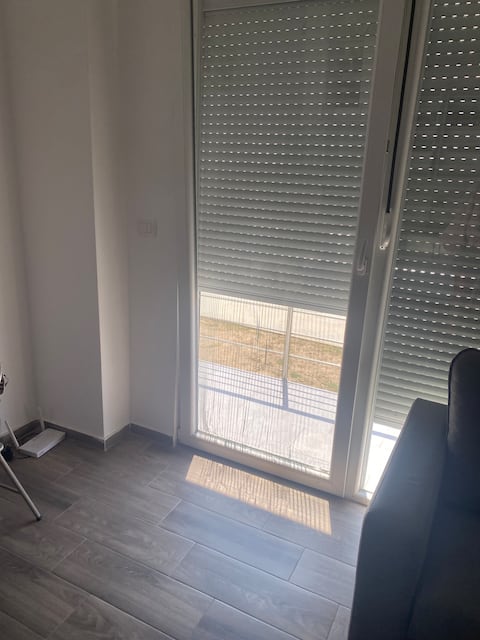Successful Airbnb property: Tale Beach Apartment in Shënkoll