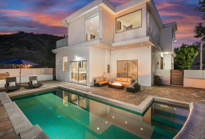 Hollywood Hills Villa - Los Angeles