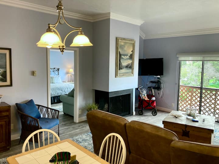 Condo With Pool And Spa - Avalon, CA