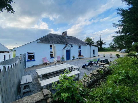 The Olde Farmhouse