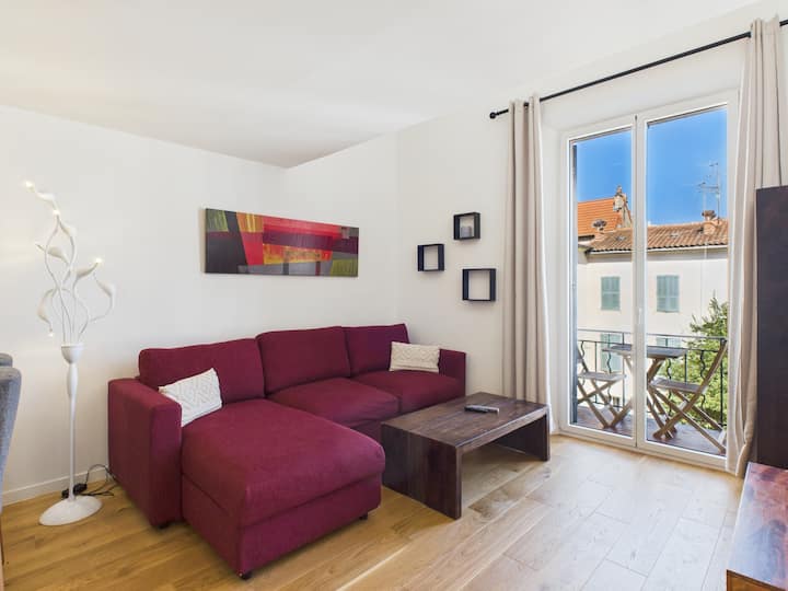 Joli 2 Pièces Rue Hoche - Côte d'Azur