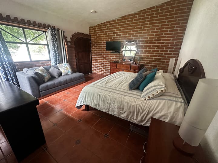 საძინებელი 1