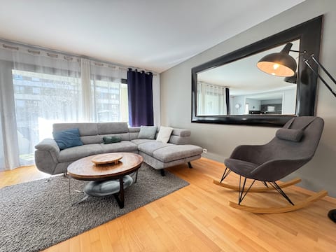 Chic & Spacious | 3 Bedrooms | 10 min CERN | Parking