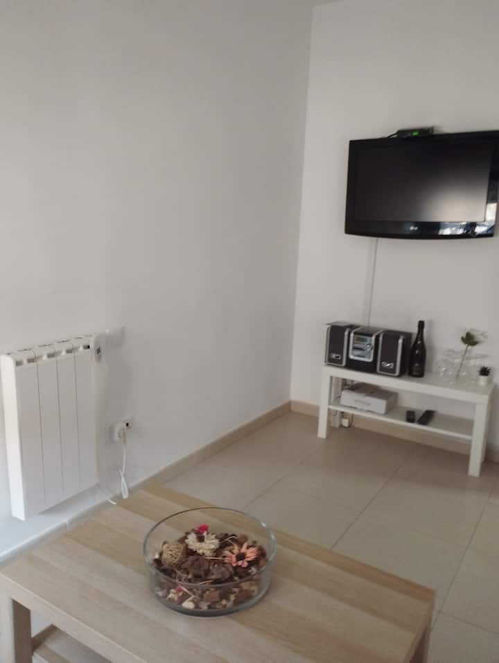 Apartamentocalatorao 3 Hab. +Info:estancias Cortas - La Almunia de Doña Godina