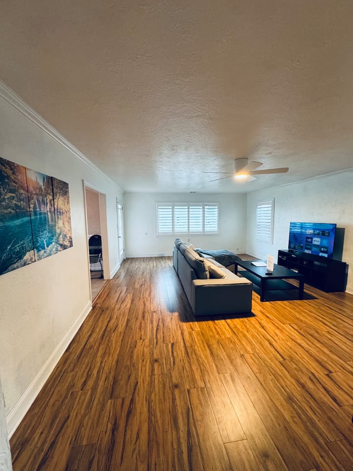 Lodi Cozy Home Stay - 洛迪