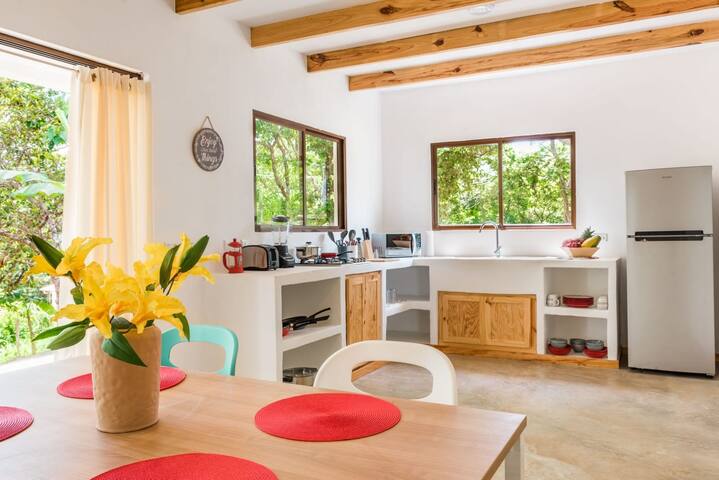 Lush Garden Casita #3