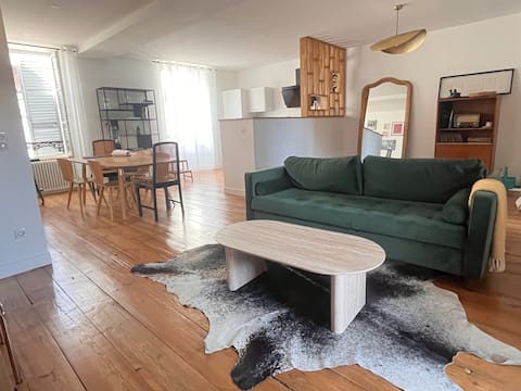 Successful Airbnb property: LaFinca - Downtown Terrace in Pau