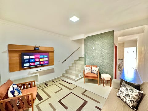 Top performing Airbnb: DP17: 80 m from the BEACH | SEA VIEW + Pool in Santa Cruz Cabrália