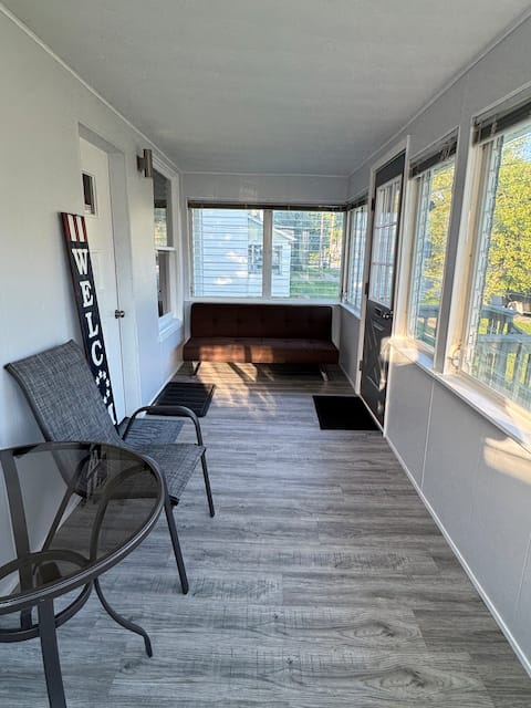 Sun Room Suite