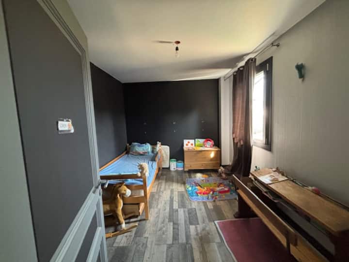 Schlafzimmer 4