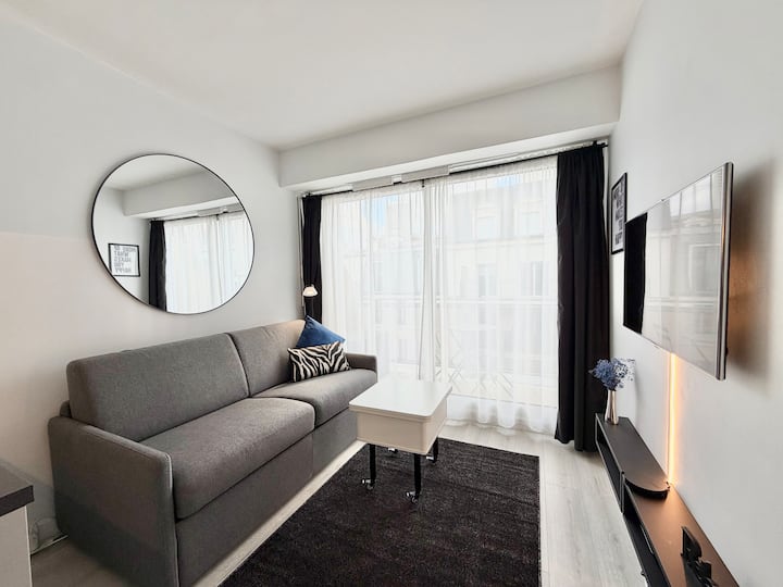 Charming Studette With Balcony Paris La Défense - Puteaux