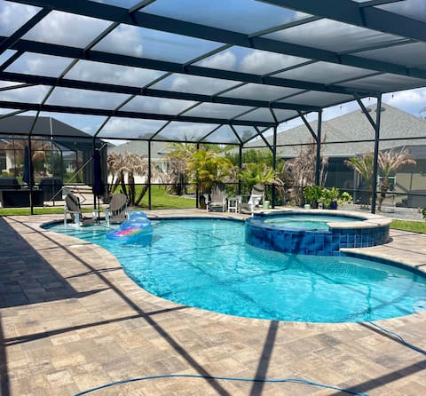 Beautiful 2000 Sqft. Pool & Spa Home