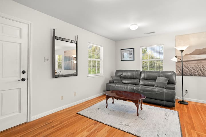 Sandy And Tarryn managed Airbnb listing 3