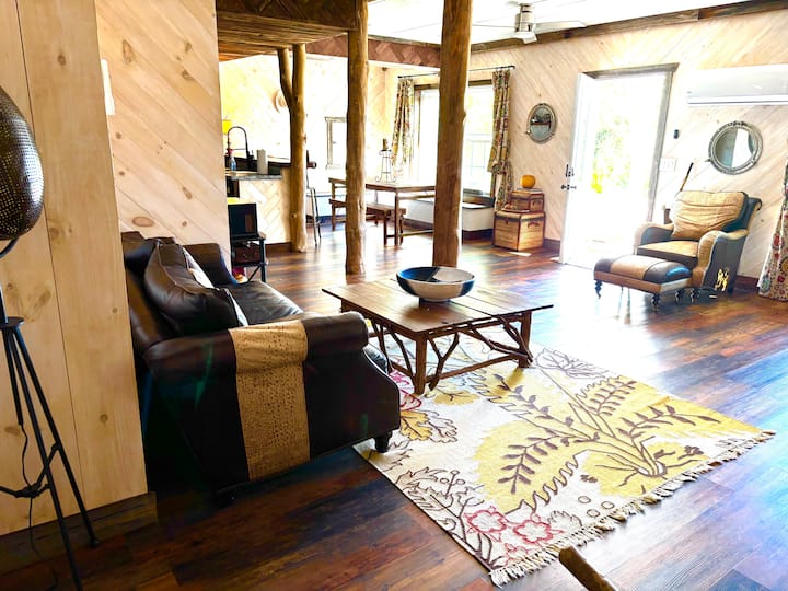 Laurel Cove | Walk To Town | Pup Friendly - Clayton, GA