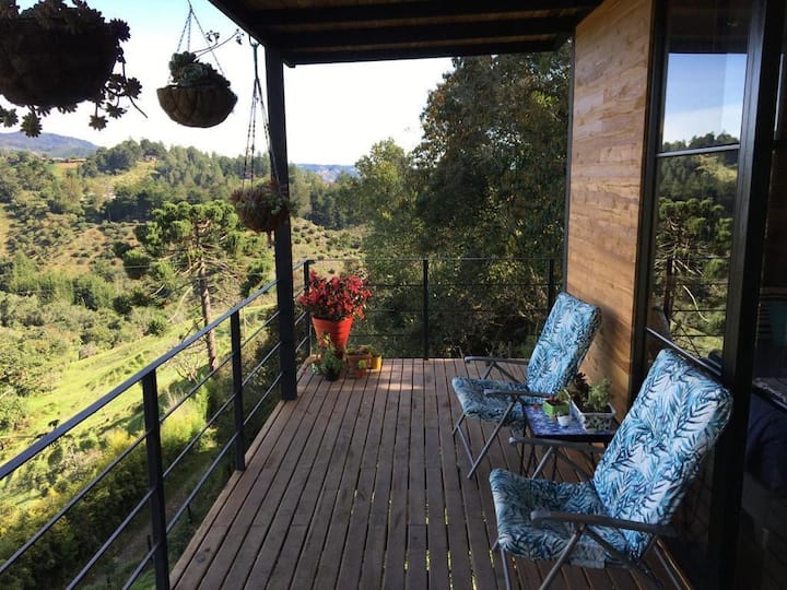 Cozy Cabin With Stunning Nature Views - La Ceja
