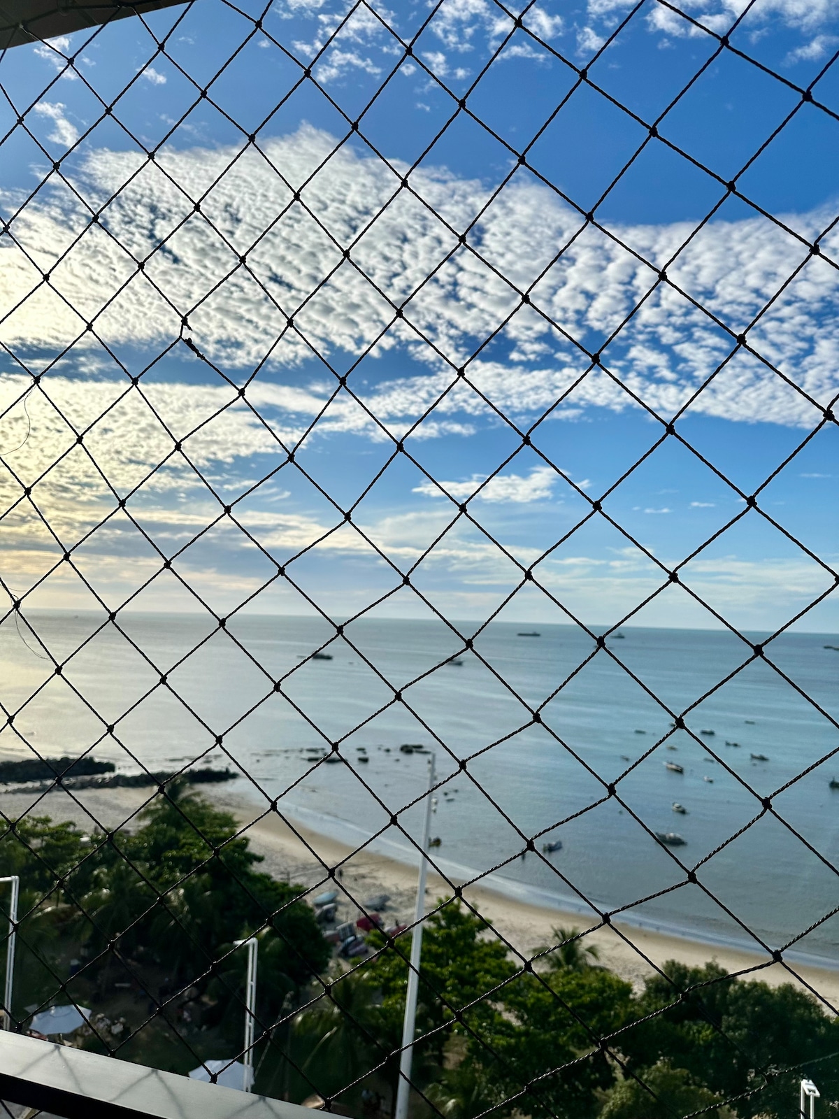 Foto do anúncio de 651 A - Golden Flat Fortaleza - Frente Mar. em Mucuripe, Fortaleza