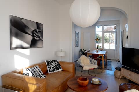 Top performing Airbnb: 1930s villa near Brussels in Vlaams Brabant
