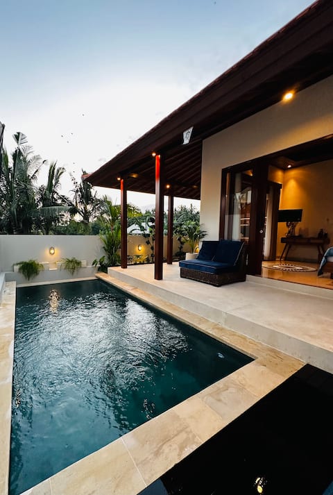 Charming Villa & Near Keramas Beach