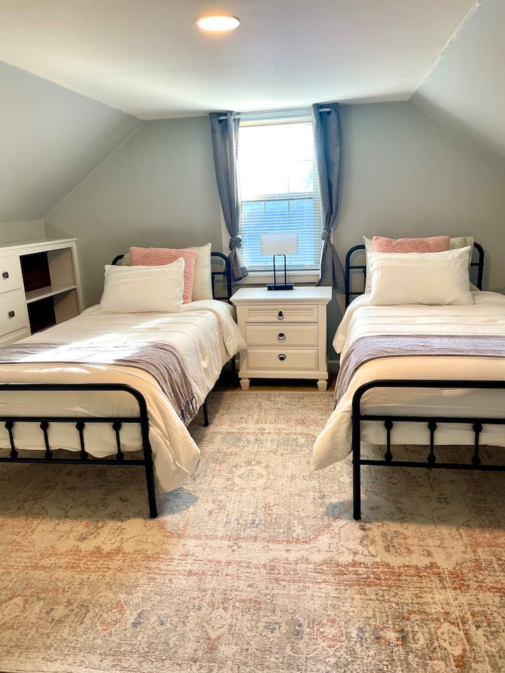 საძინებელი 3